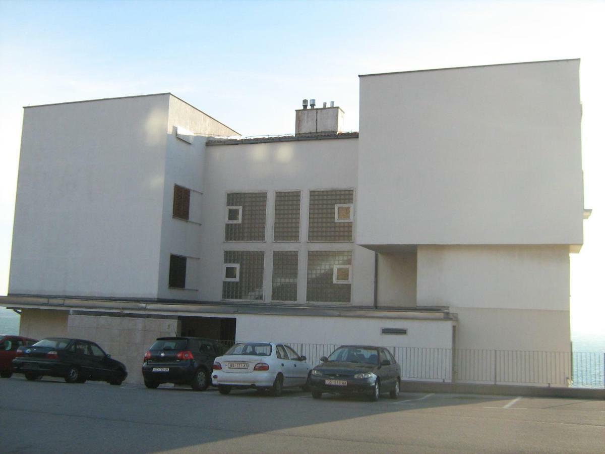 Apartment Diklic Senj  Bagian luar foto